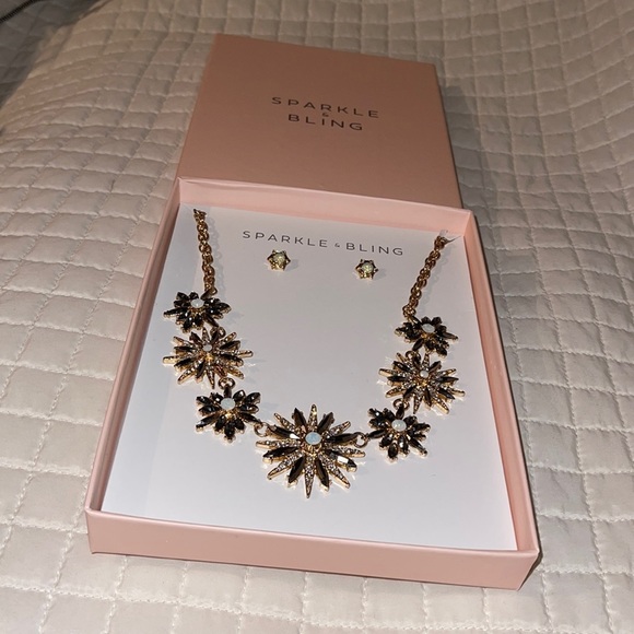 NIB- Sparkle & Bling Faux Rhinestone/Lab Created Blue Stone Necklace/Earring Set - Picture 4 of 5